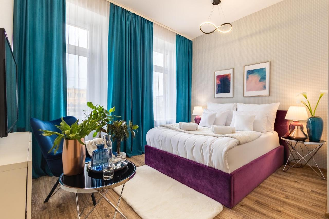 Hotel Sofia By The Railway Station 3*